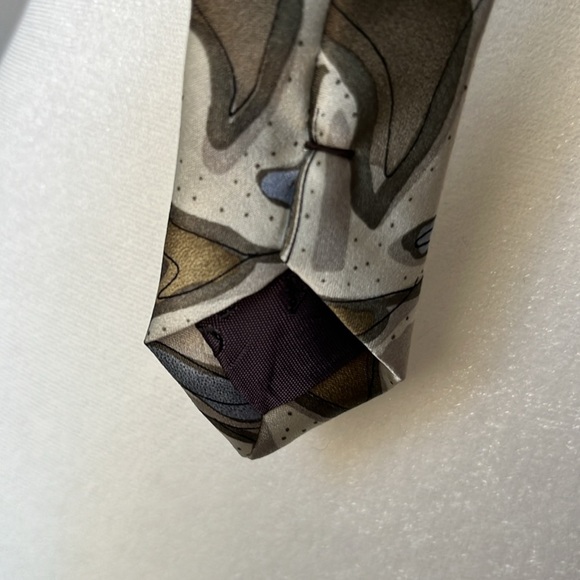 J. Garcia Tie Snail Garden Pattern 100% Silk Grey Brown Blue - Picture 4 of 8